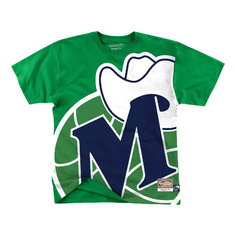 DALLAS MAVERICKS MITCHELL AND NESS BIG M-HAT HARDWOOD CLASSIC GREEN TEE