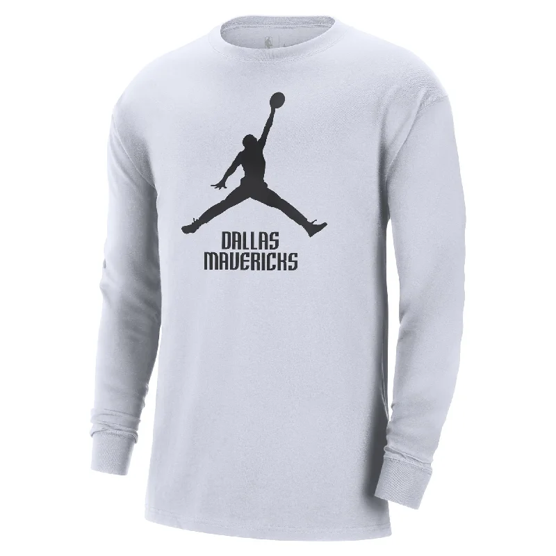 DALLAS MAVERICKS NIKE WHITE JORDAN LONGSLEEVE TEE