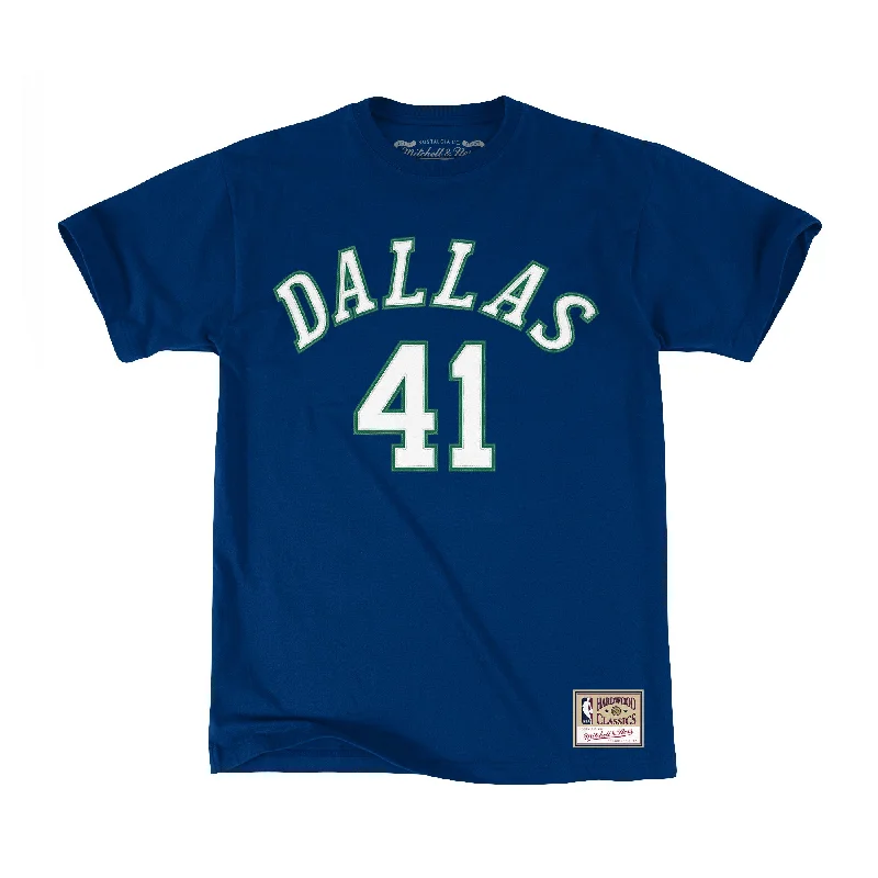 DALLAS MAVERICKS HWC DIRK NAME & NUMBER TEE